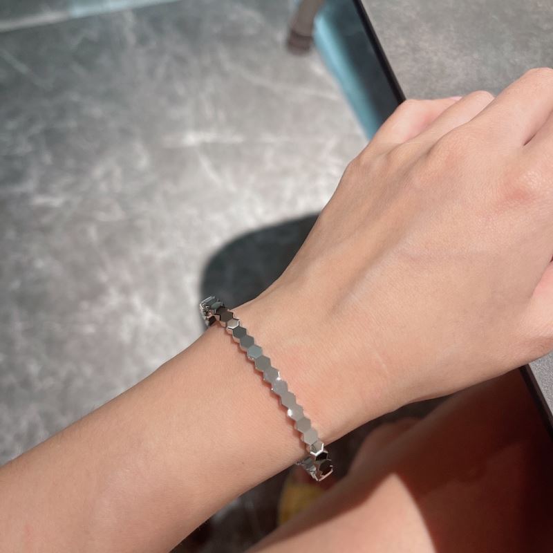 CHAUMET
